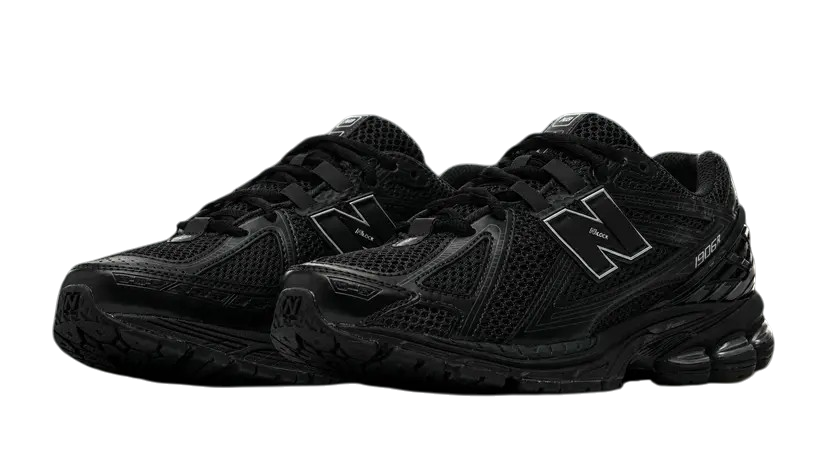 New Balance Storm Chaser
